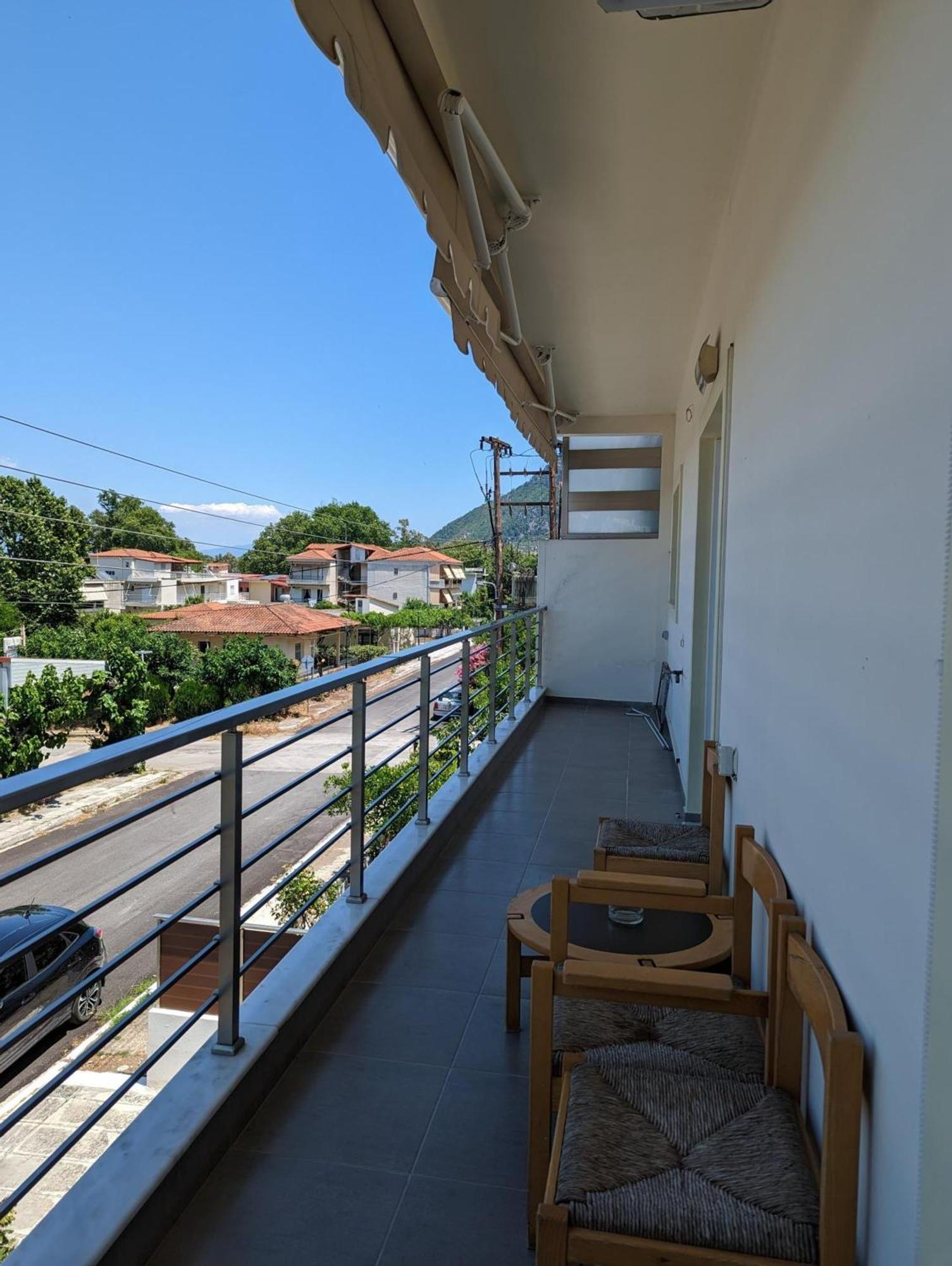 Samaras Apartments Kamena Vourla Exterior foto